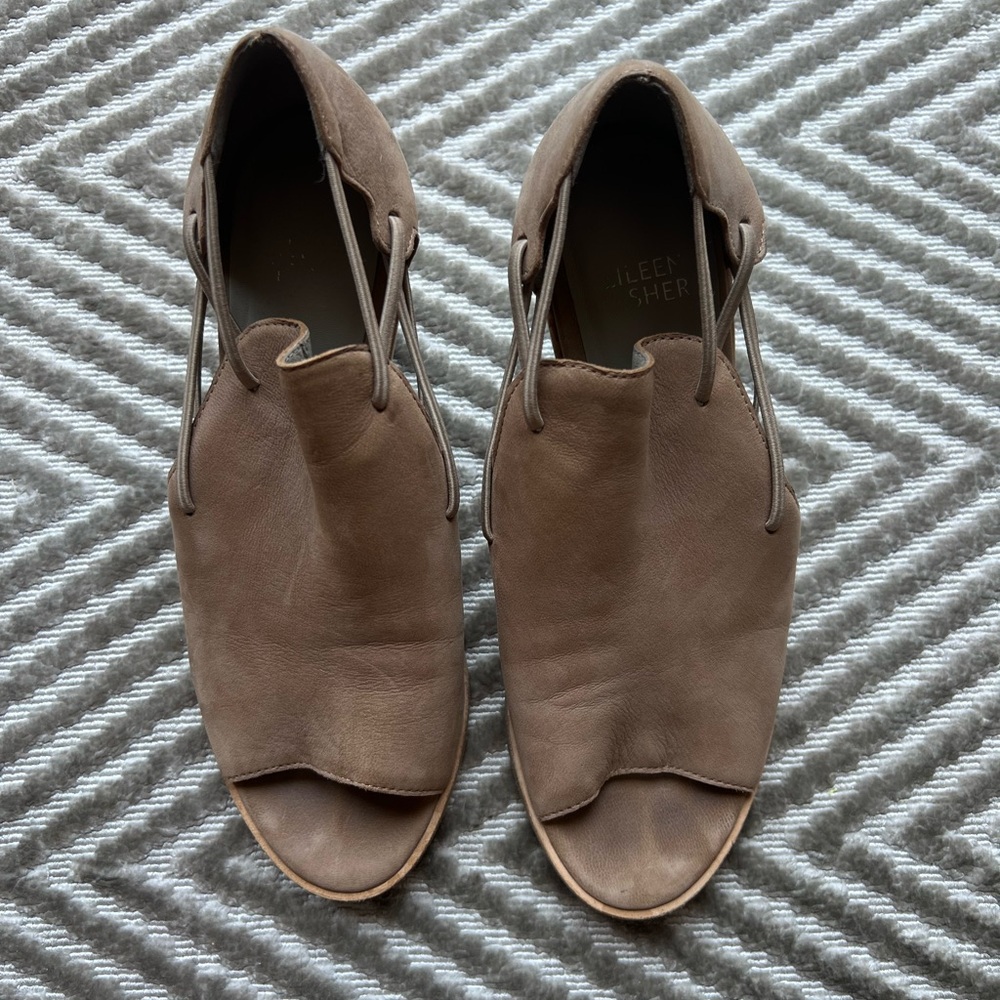 Eileen fisher open toe nude heel, 6.5
